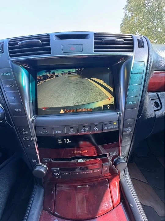 2007 Lexus LS 4th Gen - Image 11 of 17