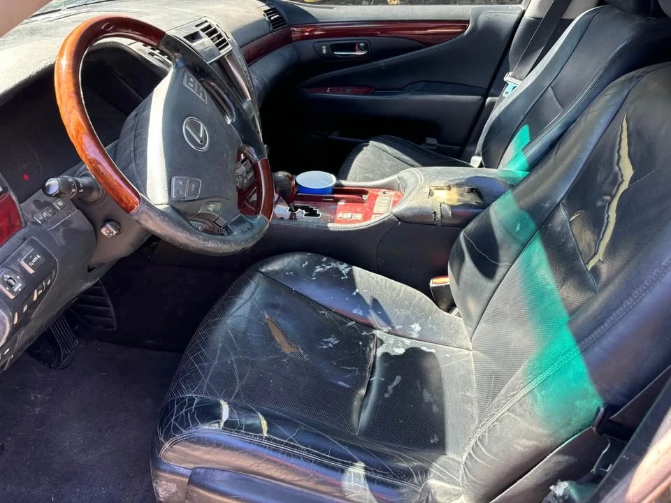2007 Lexus LS 4th Gen - Image 5 of 5