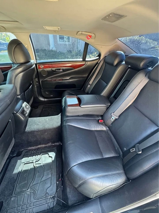 2007 Lexus LS 4th Gen - Image 8 of 18