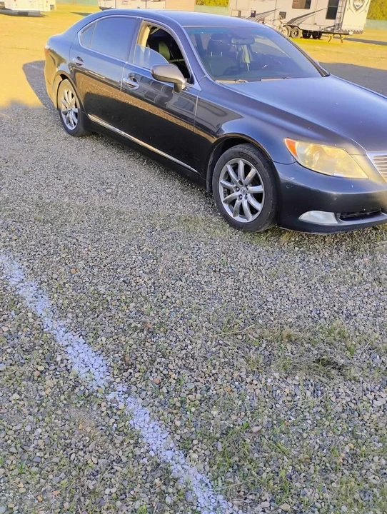2007 Lexus LS 4th Gen - Image 7 of 7