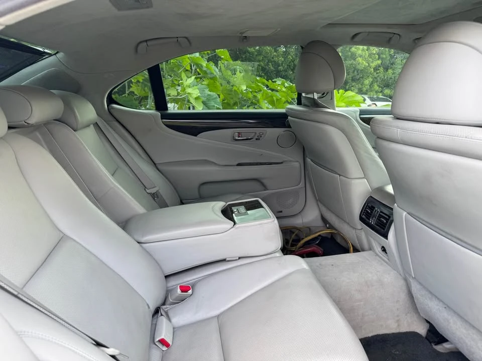 2007 Lexus LS 4th Gen - Image 6 of 7