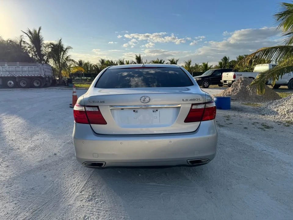 2007 Lexus LS 4th Gen - Image 2 of 7