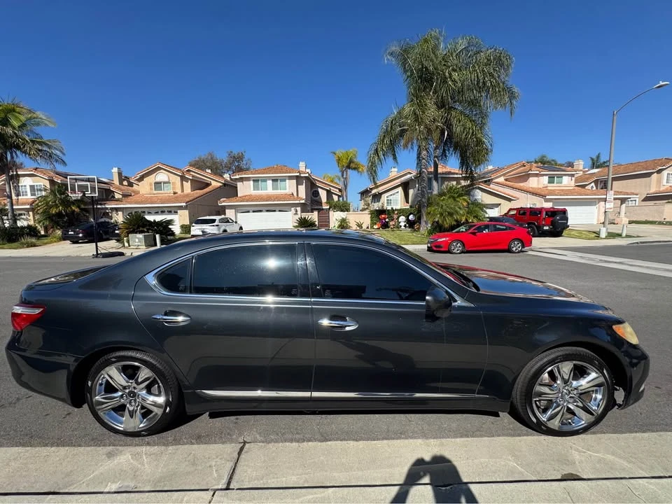 2007 Lexus LS 4th Gen - Image 2 of 13