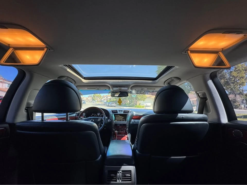 2007 Lexus LS 4th Gen - Image 10 of 13