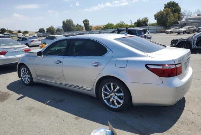 2007 Lexus LS 4th Gen - Image 4 of 10