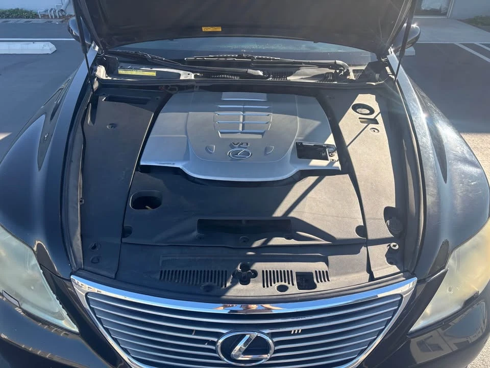 2007 Lexus LS 4th Gen - Image 9 of 9