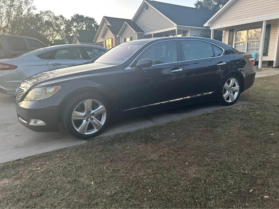 2007 Lexus LS 4th Gen - Image 19 of 20