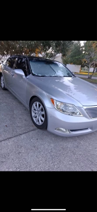 2007 Lexus LS 4th Gen - Image 5 of 9