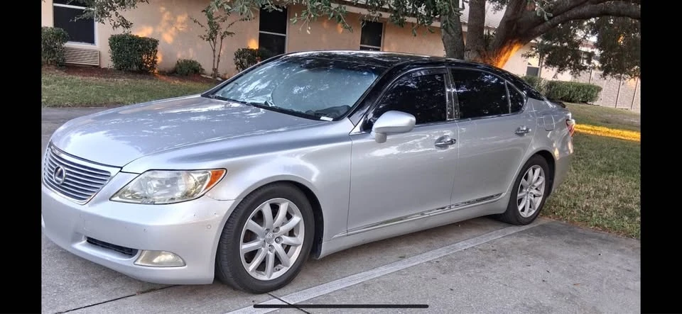 2007 Lexus LS 4th Gen - Image 3 of 9