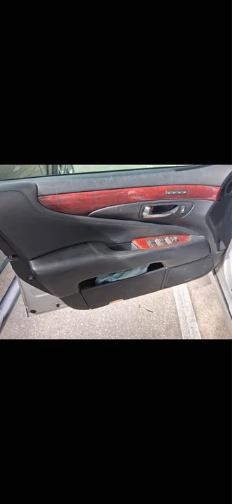 2007 Lexus LS 4th Gen - Image 9 of 9