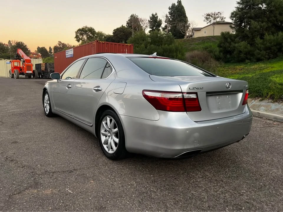 2007 Lexus LS 4th Gen - Image 3 of 18