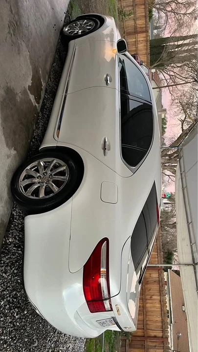 2007 Lexus LS 4th Gen - Image 15 of 19