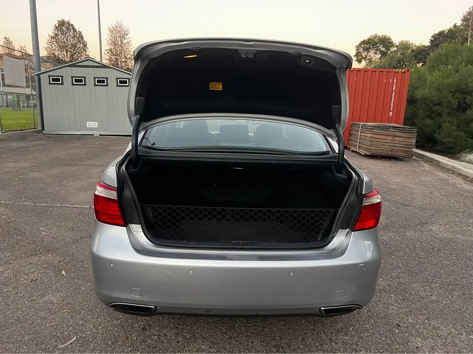 2007 Lexus LS 4th Gen - Image 9 of 18