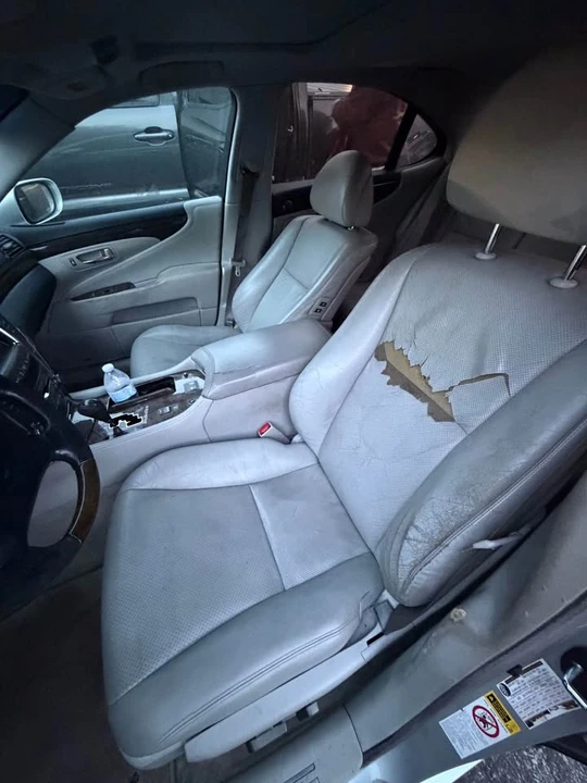 2007 Lexus LS 4th Gen - Image 3 of 4