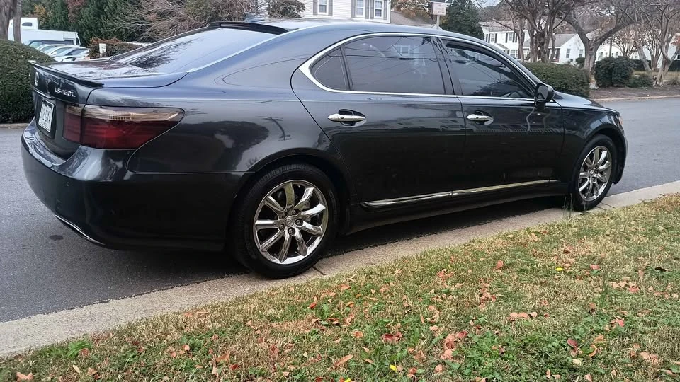 2007 Lexus LS 4th Gen - Image 2 of 8