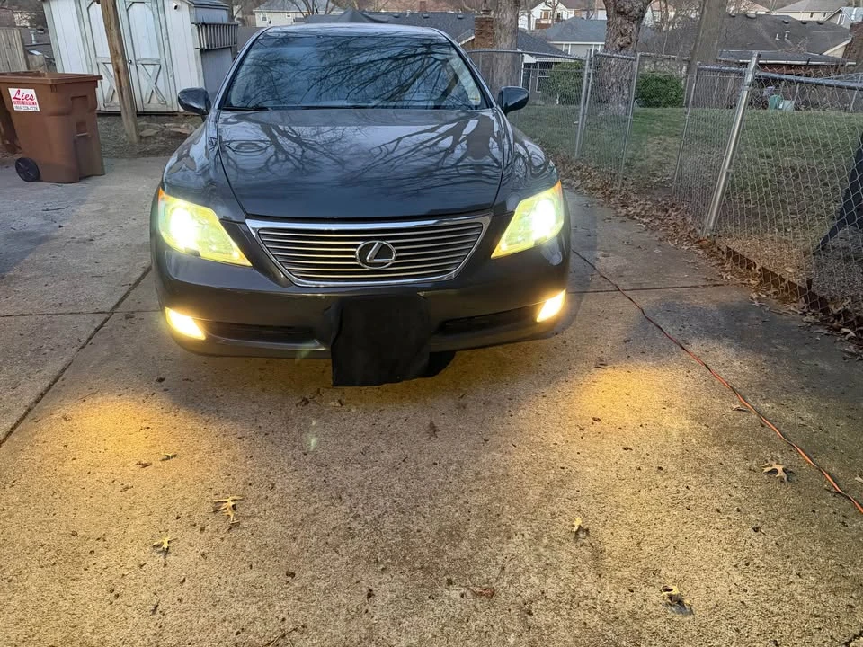 2007 Lexus LS 4th Gen - Image 5 of 6