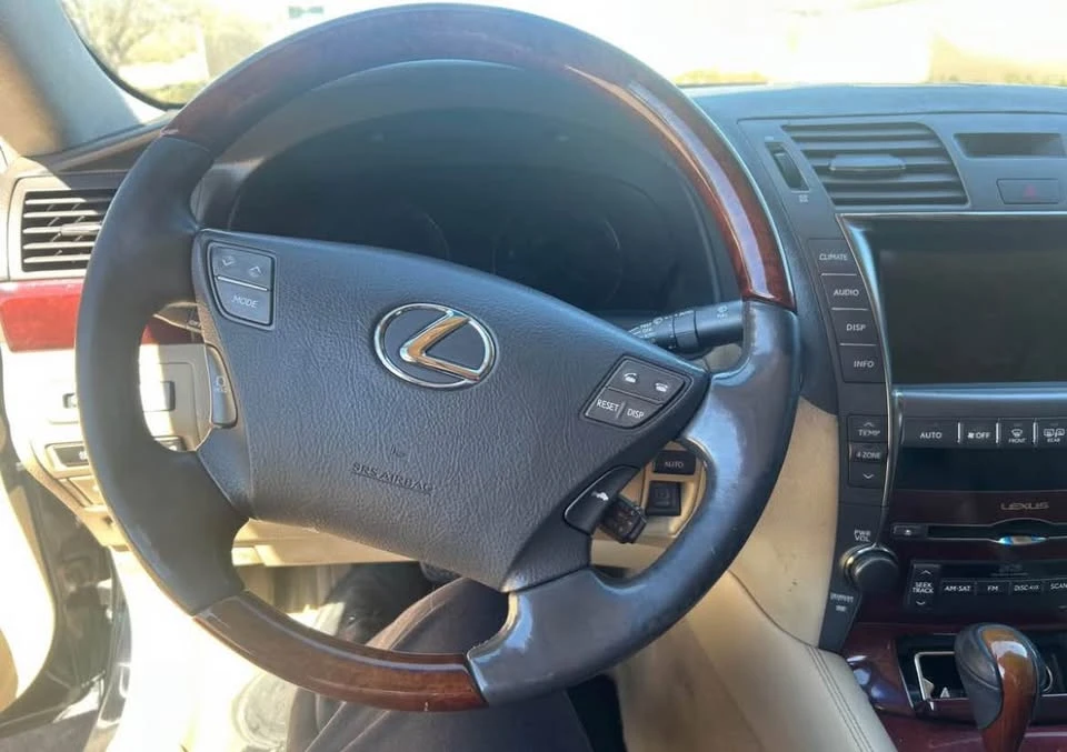 2007 Lexus LS 4th Gen - Image 9 of 9