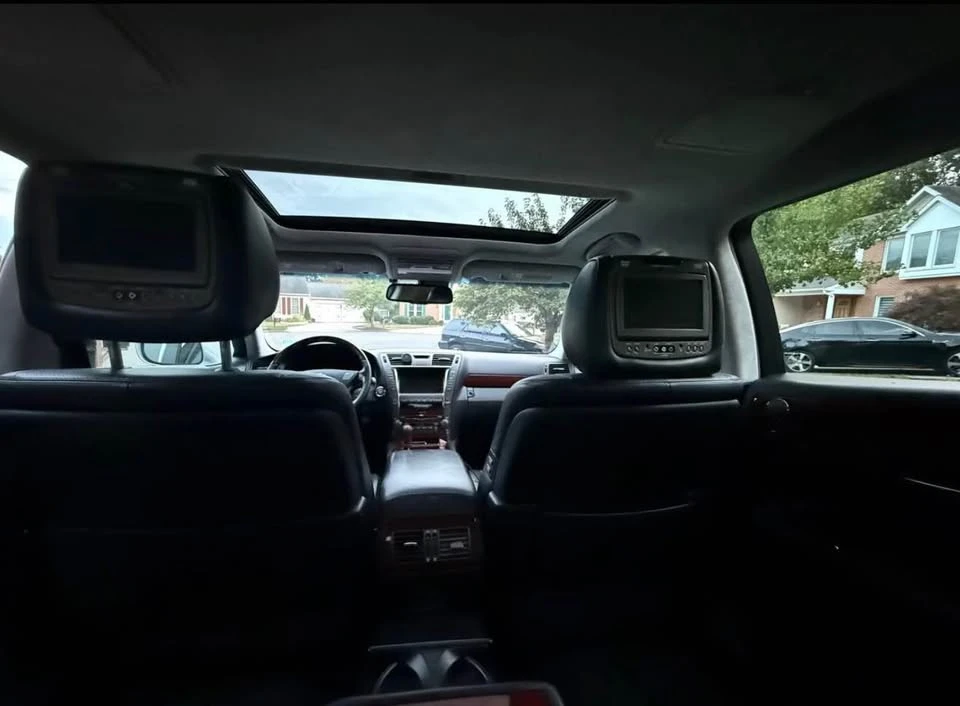 2007 Lexus LS 4th Gen - Image 7 of 13