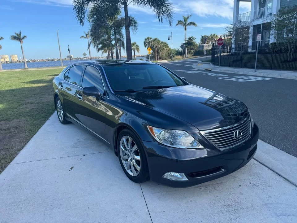 2007 Lexus LS 4th Gen - Image 2 of 20