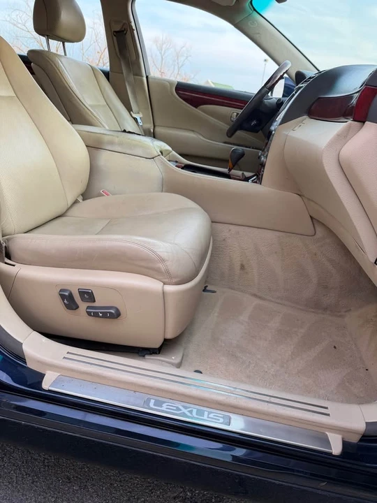 2007 Lexus LS 4th Gen - Image 15 of 18