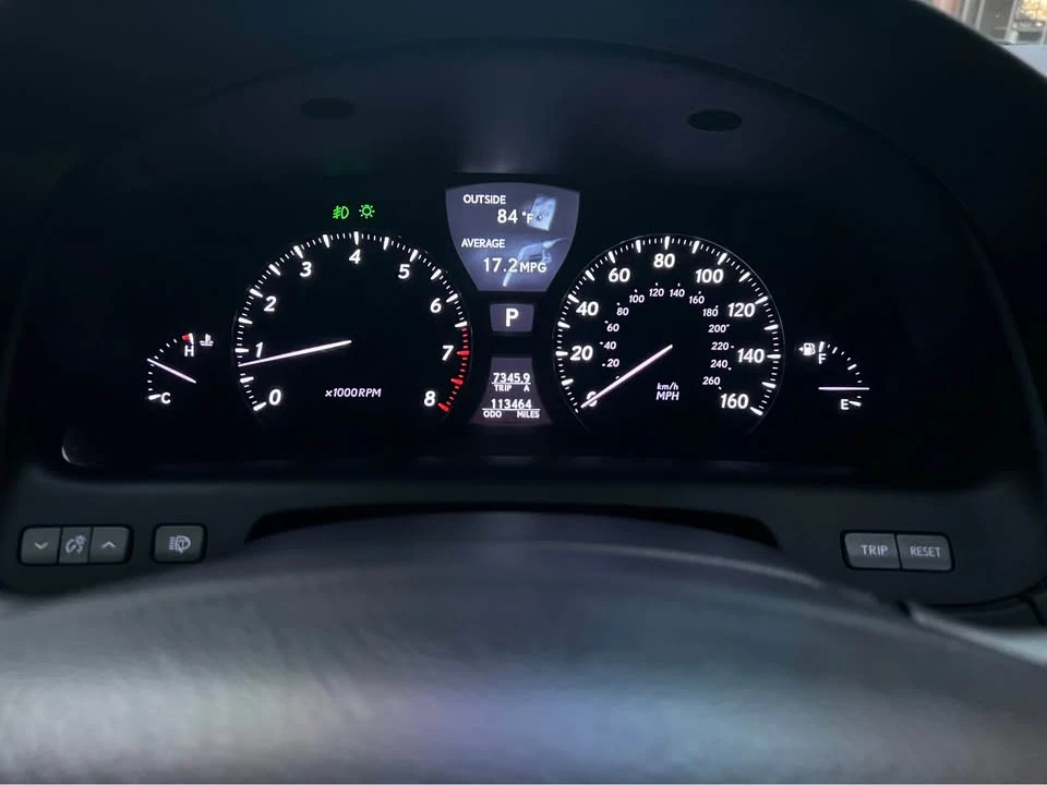 2007 Lexus LS 4th Gen - Image 12 of 19