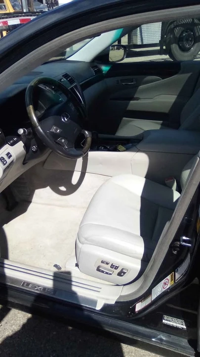 2007 Lexus LS 4th Gen - Image 11 of 12
