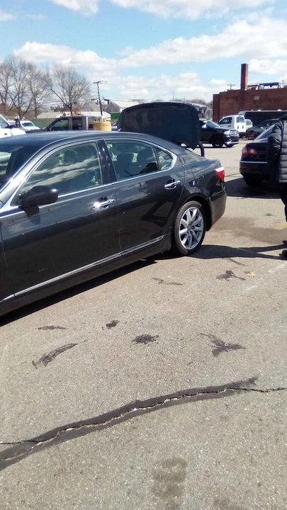 2007 Lexus LS 4th Gen - Image 2 of 12