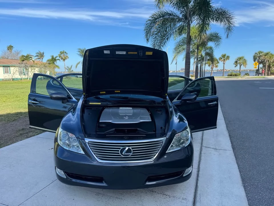 2007 Lexus LS 4th Gen - Image 19 of 20