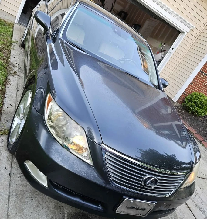 2007 Lexus LS 4th Gen - Image 3 of 3