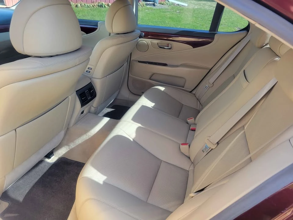 2007 Lexus LS 4th Gen - Image 6 of 8
