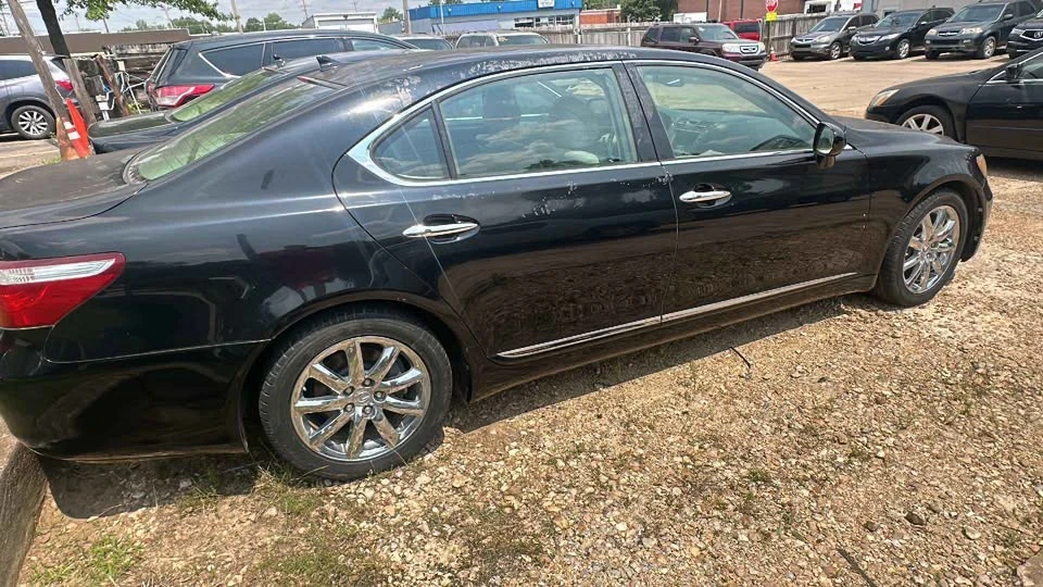 2007 Lexus LS 4th Gen - Image 3 of 3