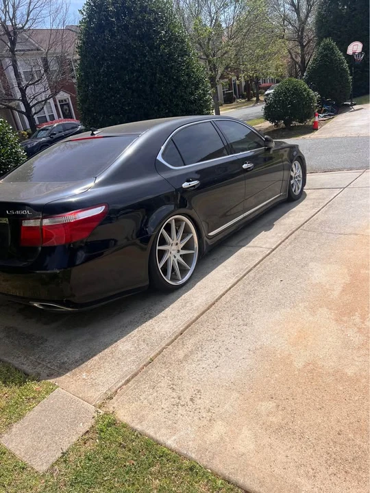 2007 Lexus LS 4th Gen - Image 7 of 12