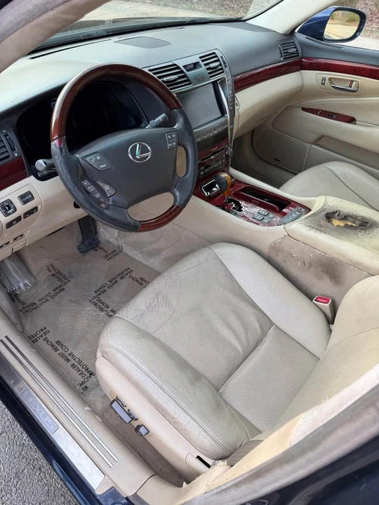 2007 Lexus LS 4th Gen - Image 12 of 18