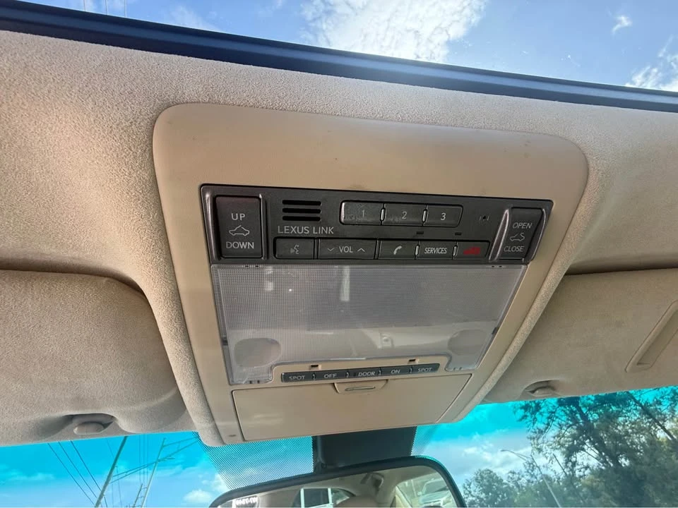 2007 Lexus LS 4th Gen - Image 11 of 16