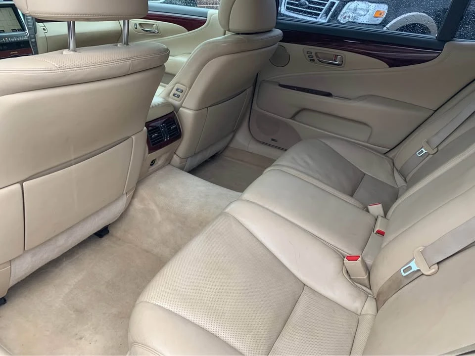 2007 Lexus LS 4th Gen - Image 6 of 6