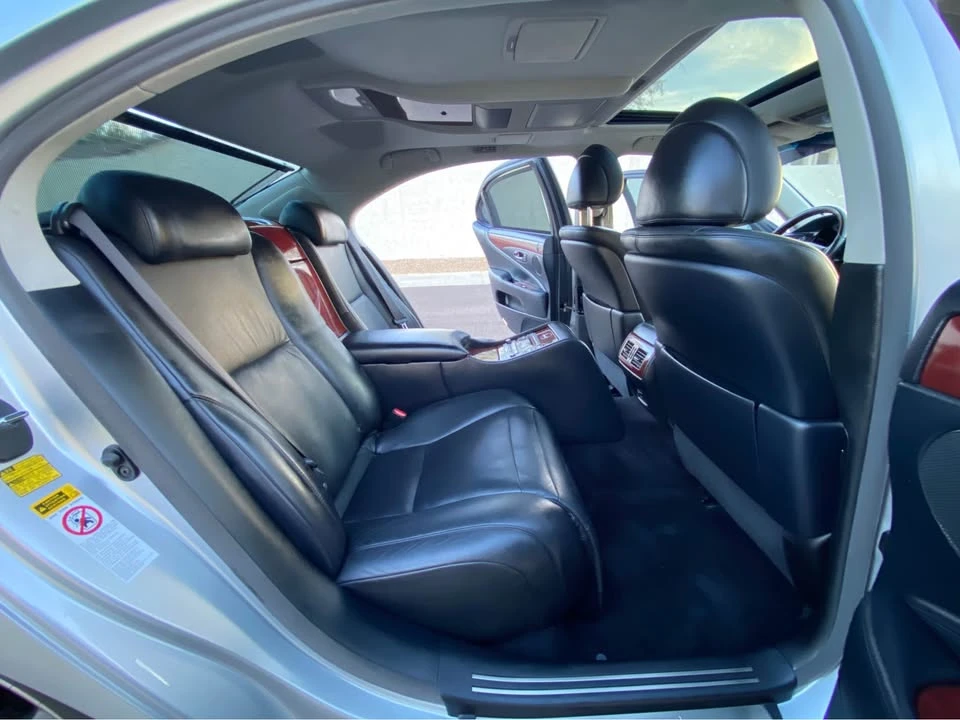 2007 Lexus LS 4th Gen - Image 18 of 20