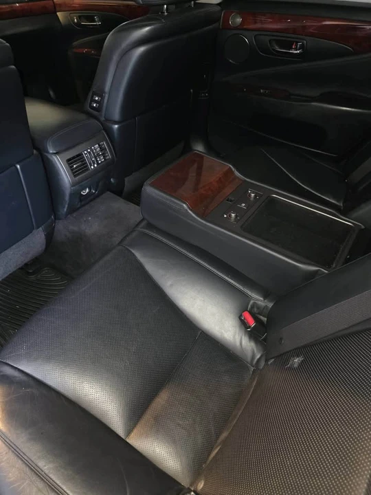2007 Lexus LS 4th Gen - Image 8 of 14