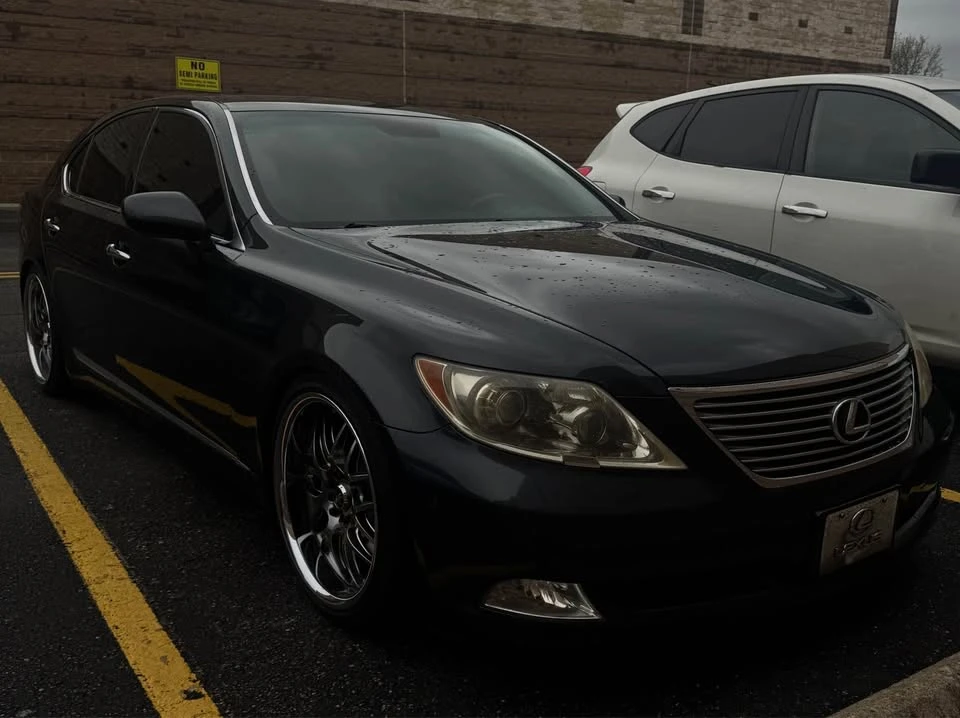 2007 Lexus LS 4th Gen - Image 3 of 14