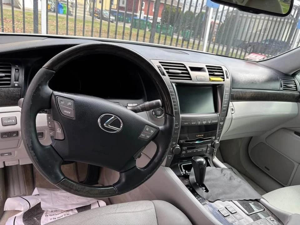 2007 Lexus LS 4th Gen - Image 3 of 7