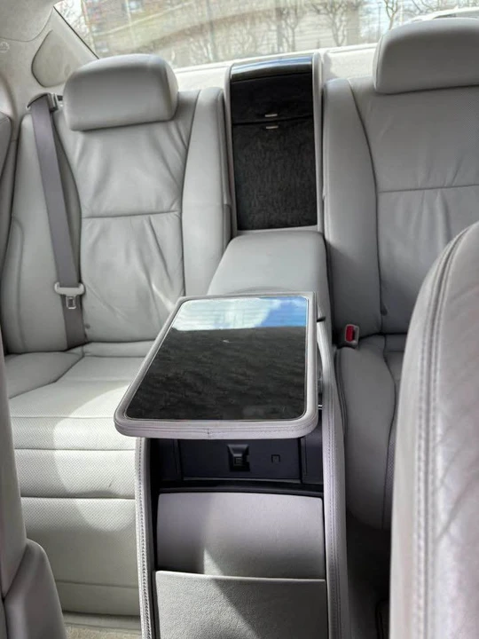 2007 Lexus LS 4th Gen - Image 5 of 7