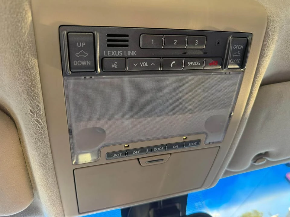 2007 Lexus LS 4th Gen - Image 9 of 20
