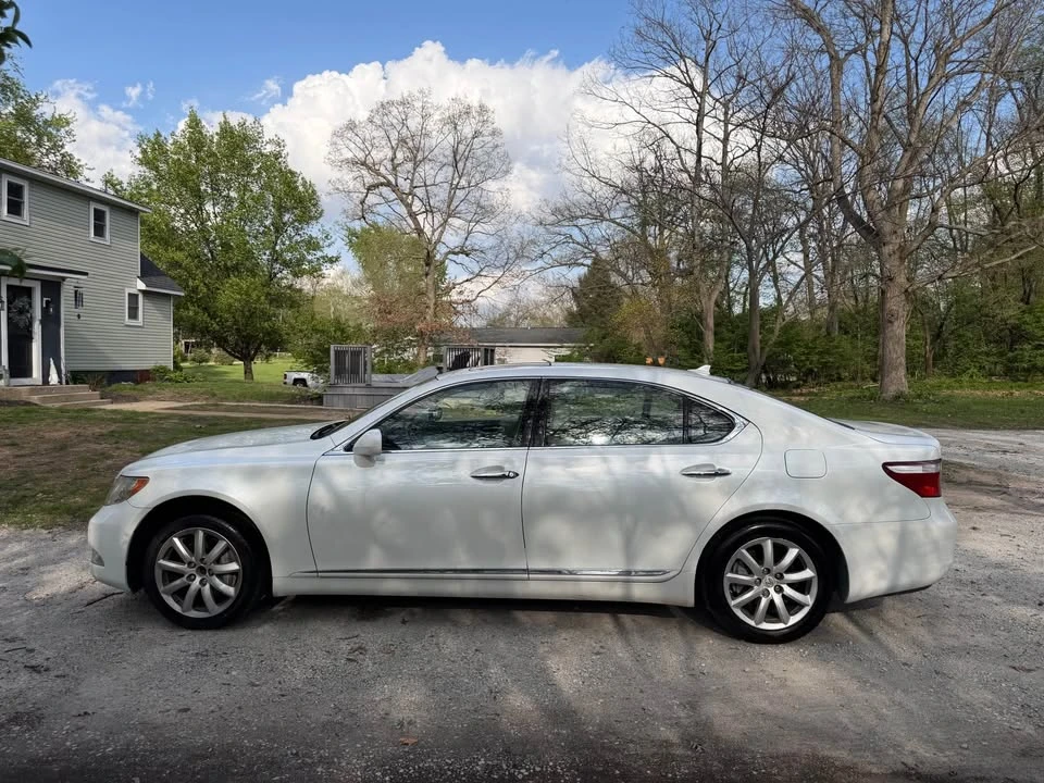 2007 Lexus LS 4th Gen - Image 6 of 17
