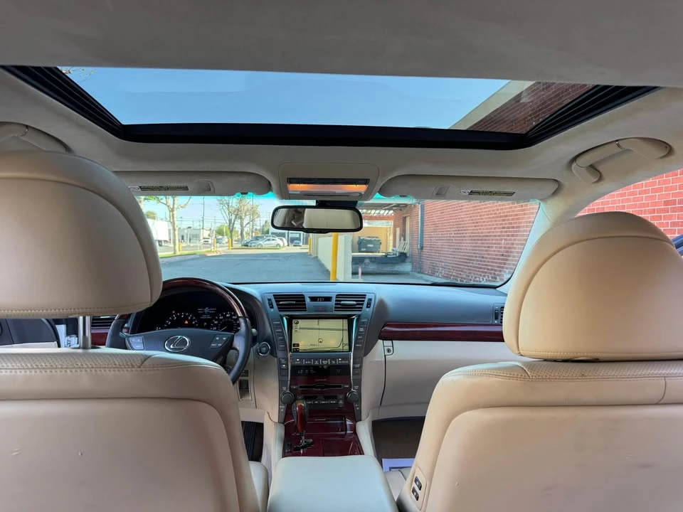 2007 Lexus LS 4th Gen - Image 11 of 12
