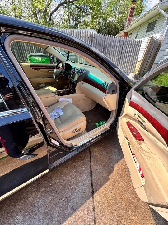 2007 Lexus LS 4th Gen - Image 8 of 19