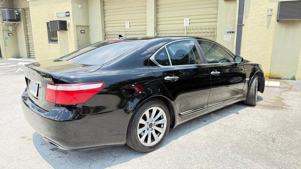2007 Lexus LS 4th Gen - Image 4 of 10