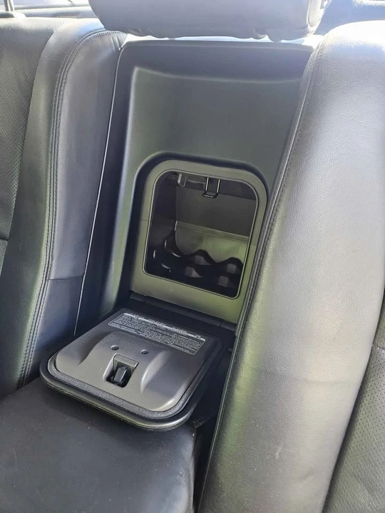 2007 Lexus LS 4th Gen - Image 8 of 8
