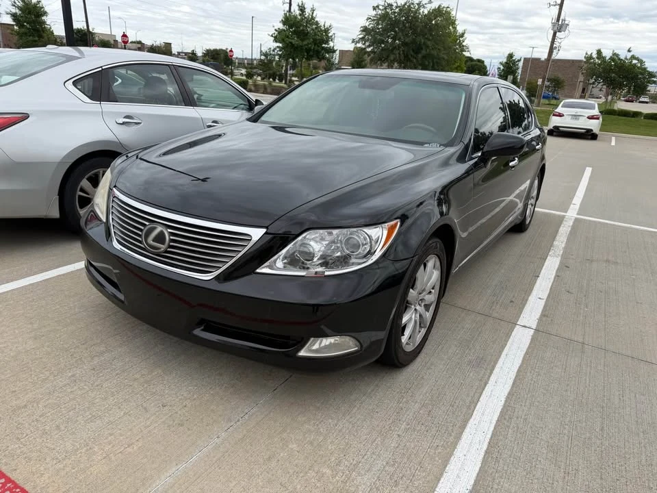 2007 Lexus LS 4th Gen - Image 2 of 3