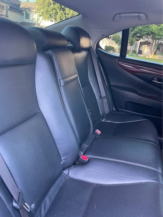 2007 Lexus LS 4th Gen - Image 8 of 8