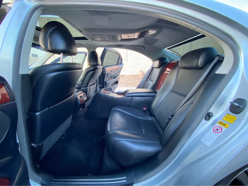 2007 Lexus LS 4th Gen - Image 17 of 20