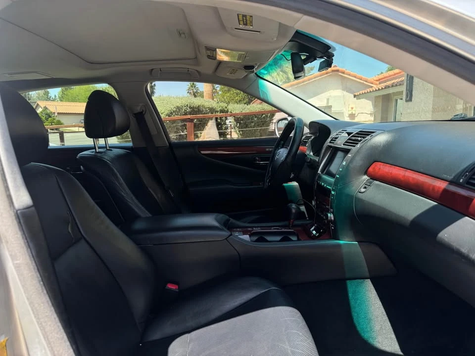 2007 Lexus LS 4th Gen - Image 2 of 15